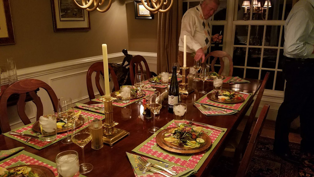 Thom Pelikaan sets a nice table