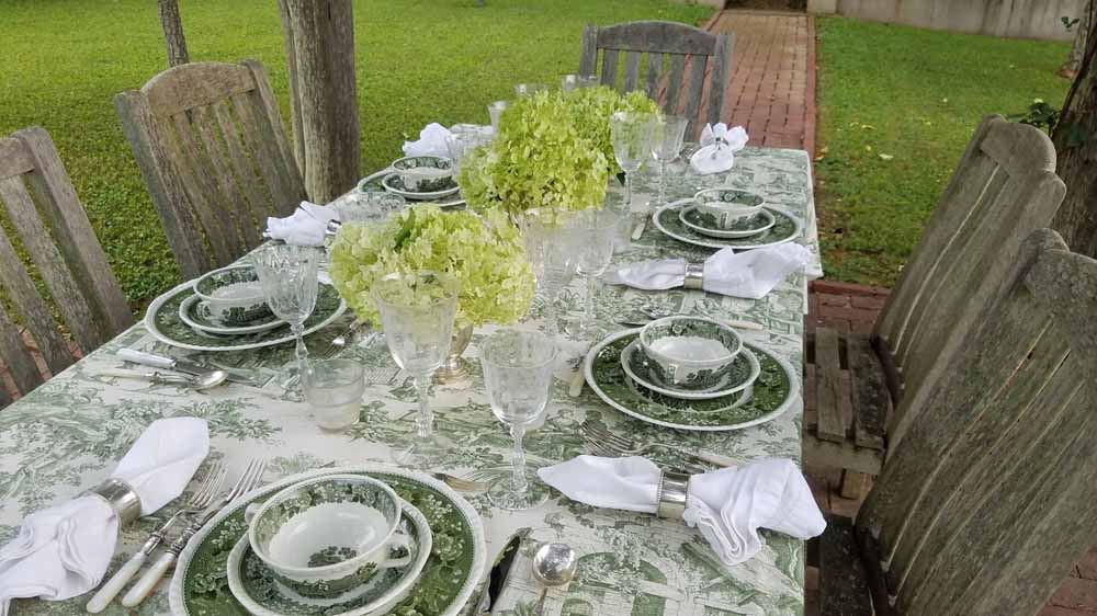 a green dinner on the 4th