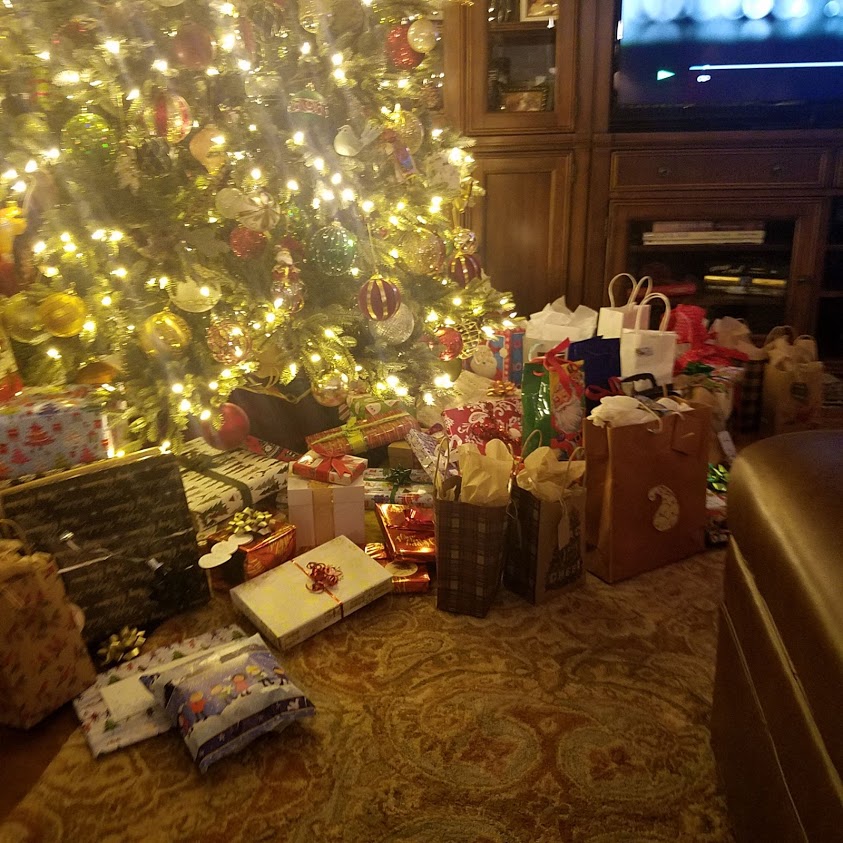 look at all those presents!